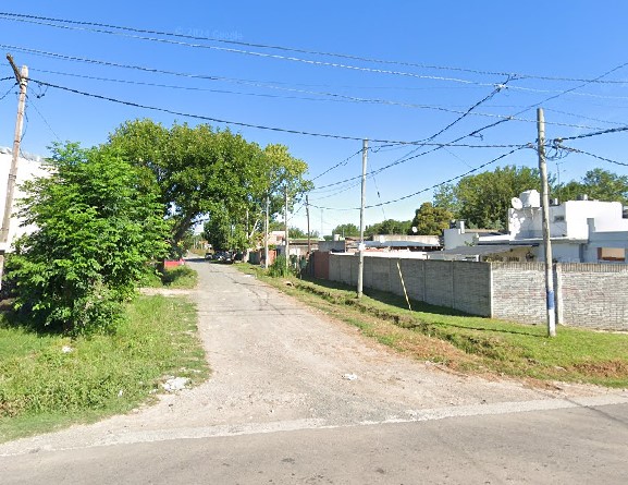 4 de 96 a 600: Una calle olvidada en Villa Elvira
