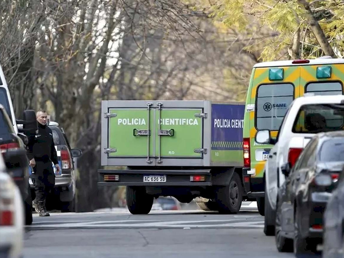 La Ciudad/ Policiales: Hallaron muerta a una joven de 21 años 1 y 62