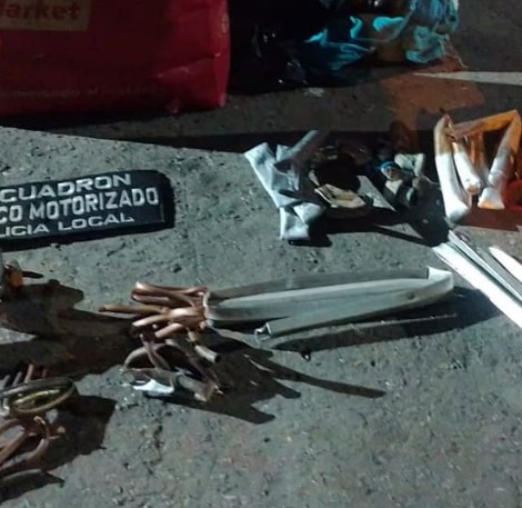 Lo detienen haciendose pasar por delivery para robar caños de bronce