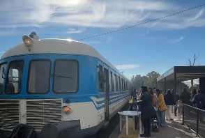 Exitoso paso del Tren Sanitario por Villa Elvira y Altos de San Lorenzo