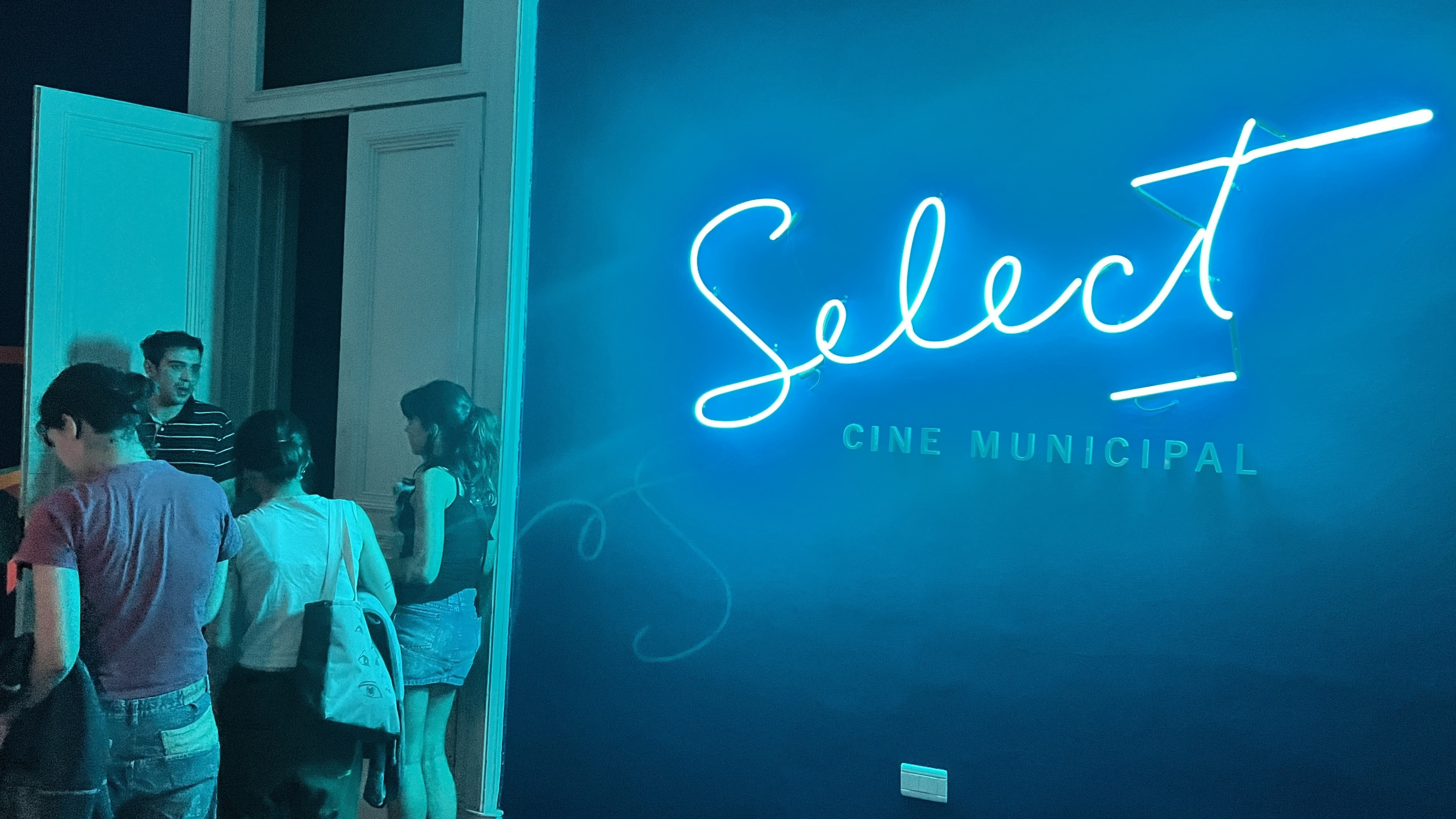 Las salas municipales presentaron nueva cartelera con drama, suspenso y cine documental