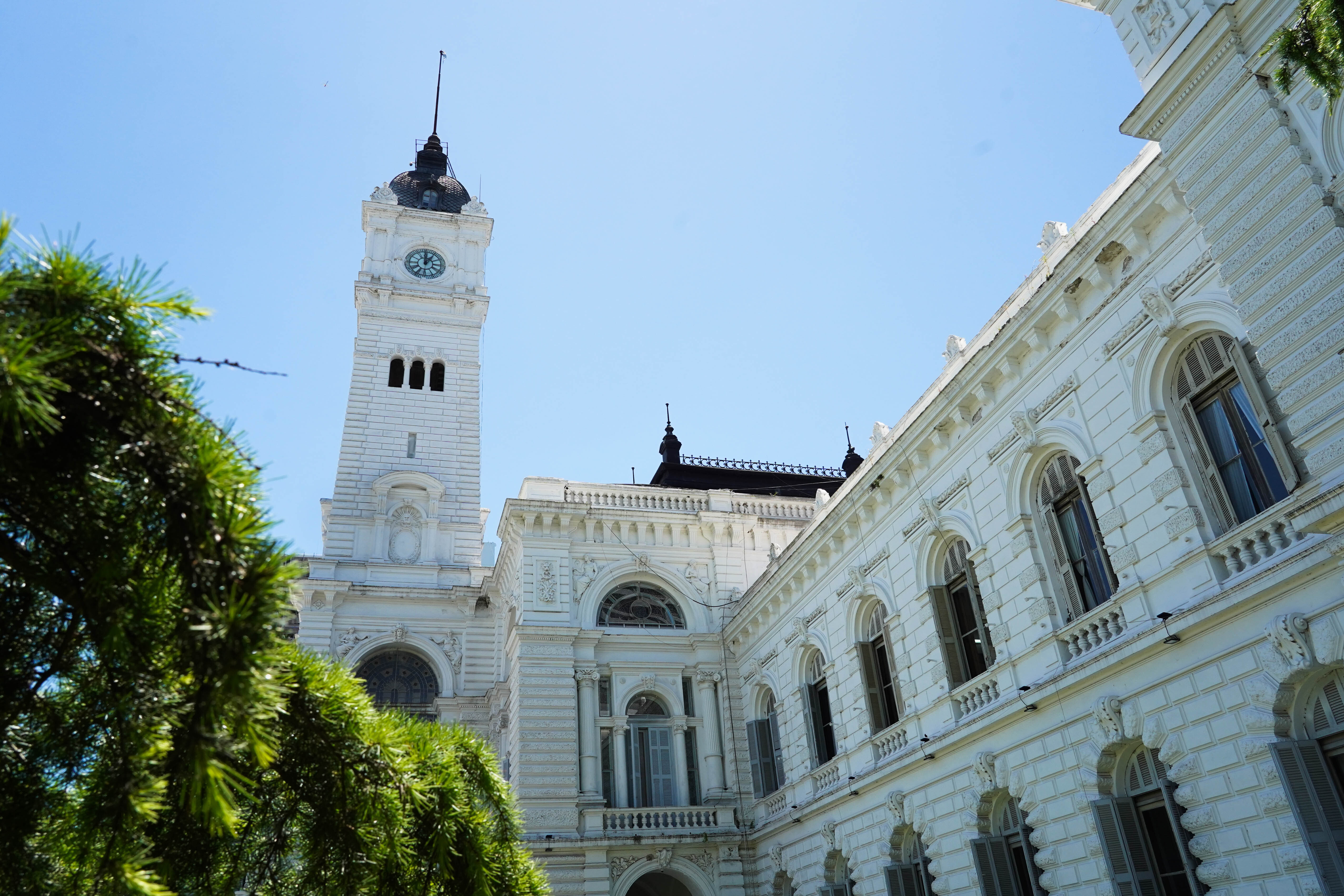 Funcionamiento de los servicios municipales durante el viernes 21 y el lunes 24 de noviembre
