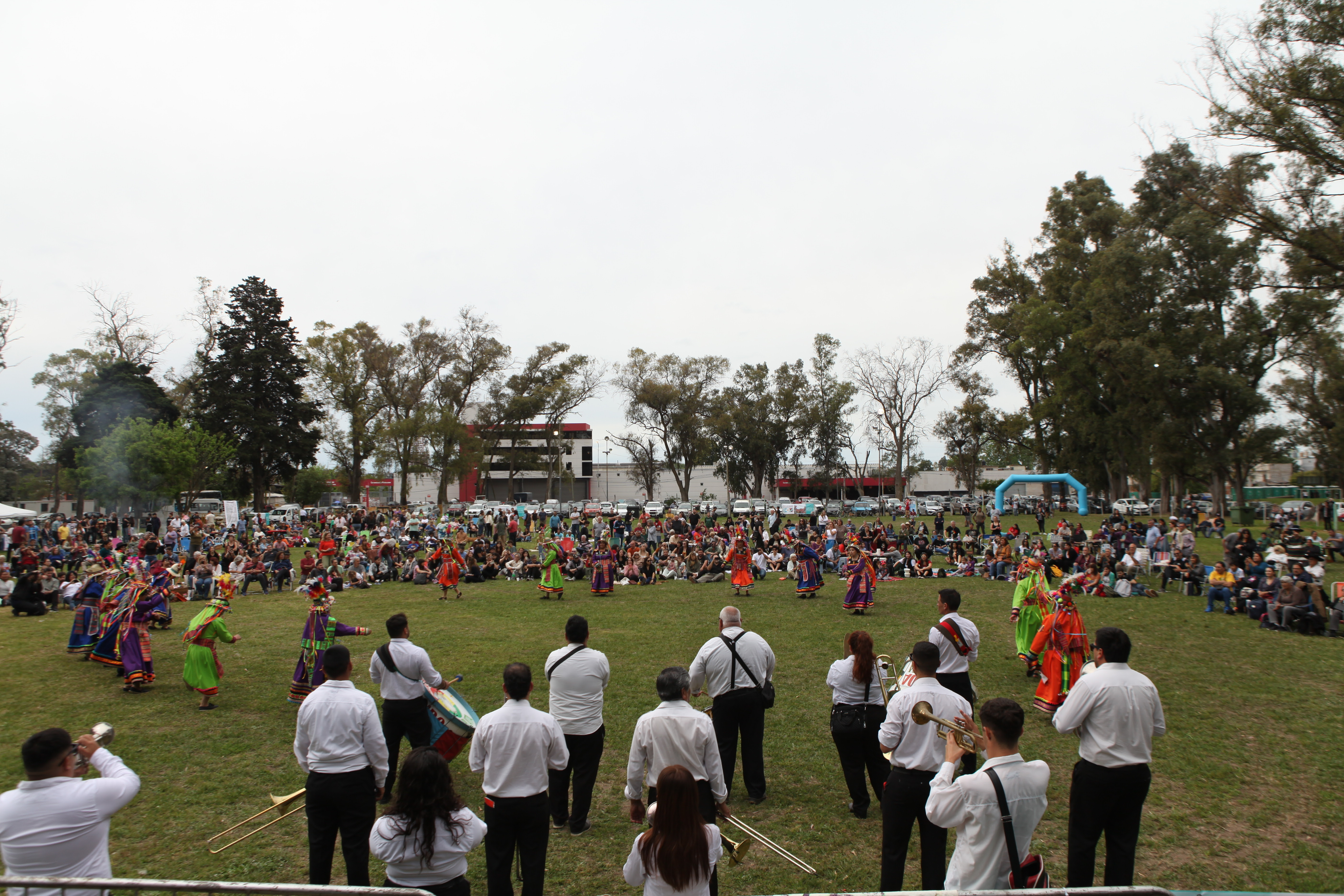 Posta Querandíes:Música en vivo, feria y celebración a la Pachamama