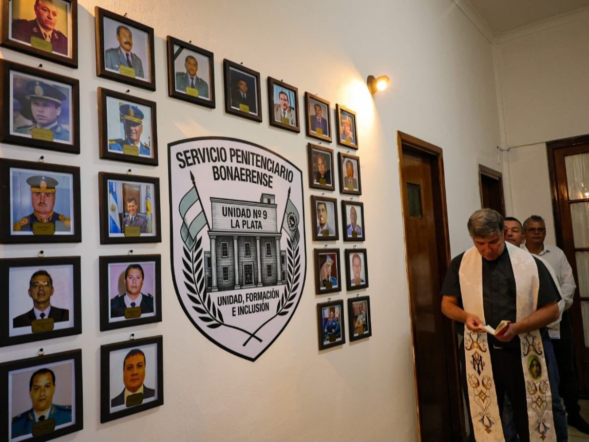 La Unidad 9 cumplió 65 años: Se celebró con un acto en el ingreso al penal de Villa Elvira