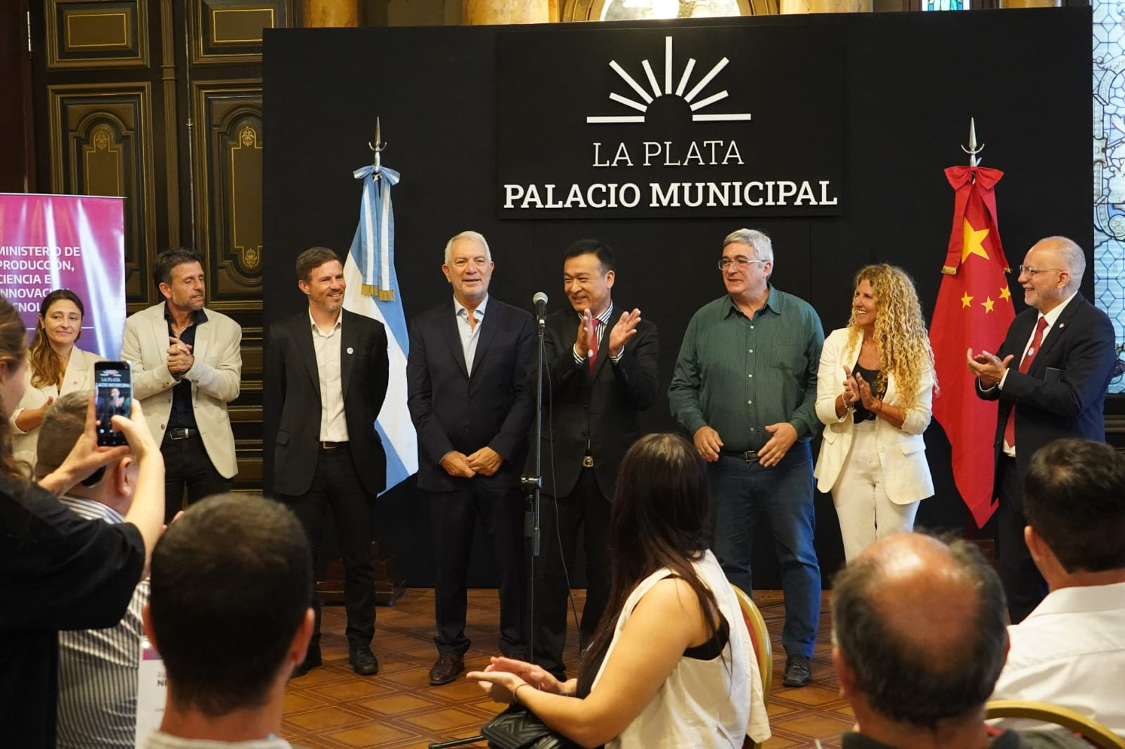 La Plata reunió a la principal ronda de negocios y comerciantes chinos del país