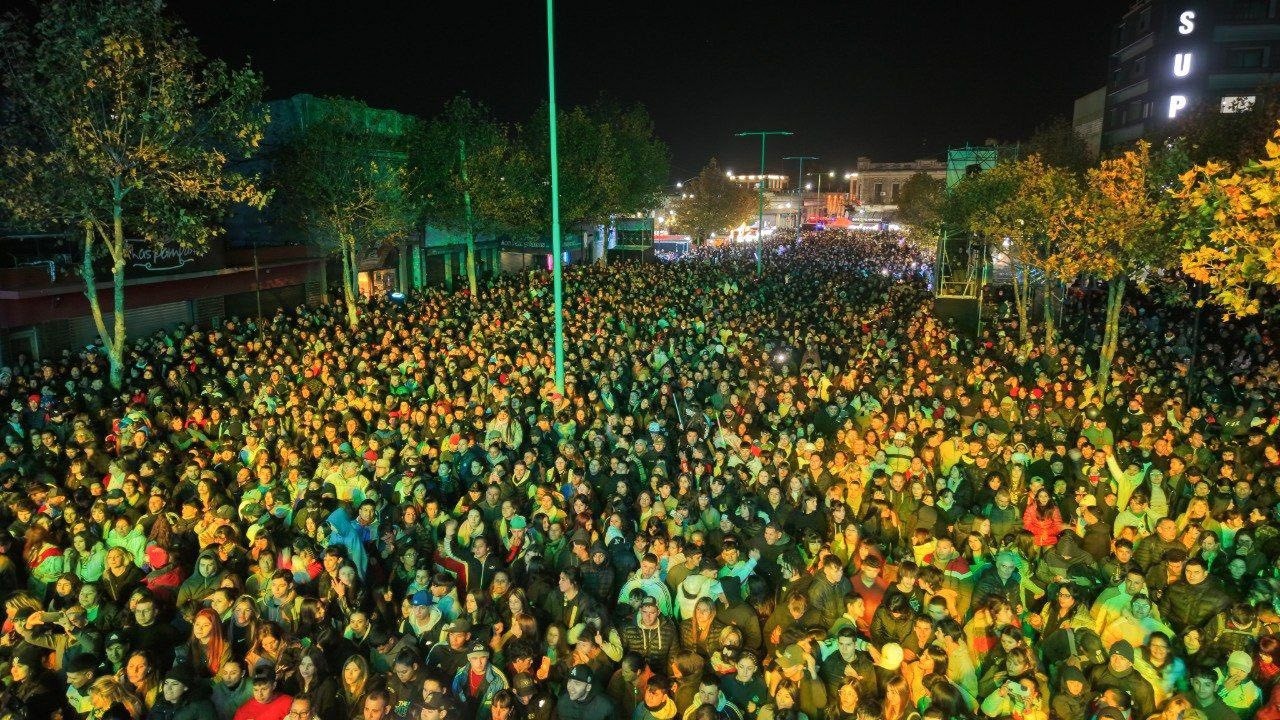 Ensenada festejó un nuevo aniversario con shows populares