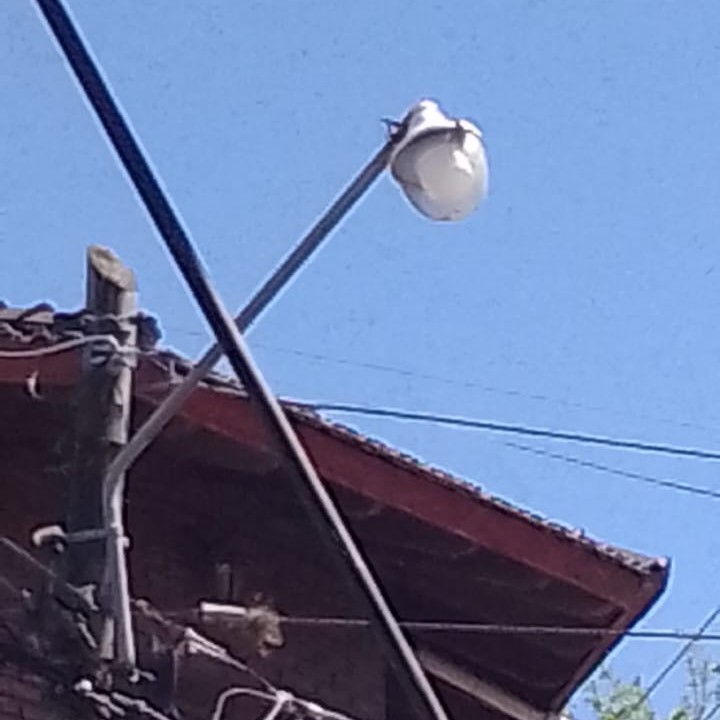 Luces y zanjas desbordadas es una preocupación entre Villa Alba y Palihue