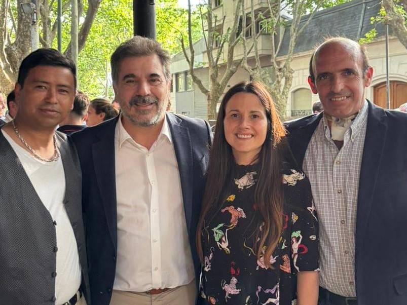 El PRO de Villa Elvira apoyó a Santilli y levanta las banderas de Milei