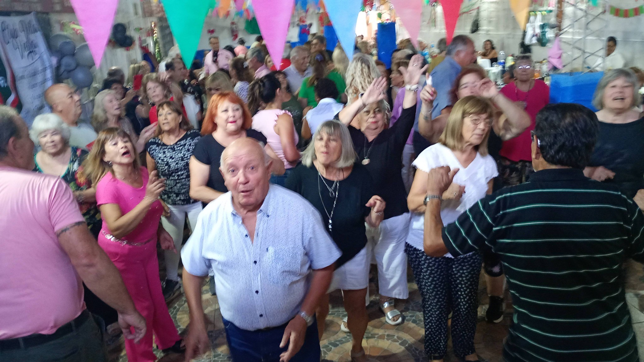 El sábado 14 se arma el baile en Villa Vieyra