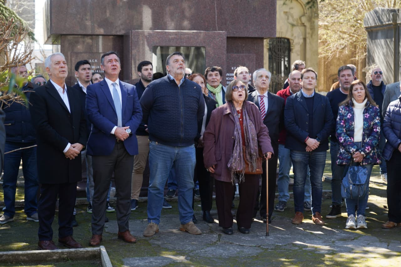Homenaje a Ricardo Balbín a 44 años de su fallecimiento