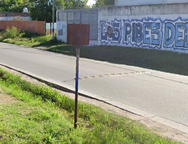 Frentistas piden por el arreglo de una loma de burro en 96 y 3