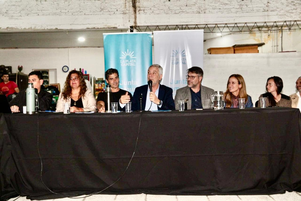 Junto a Victoria Tolosa Paz el Intendente anunció la construcción de un secundario para Ignacio Correas