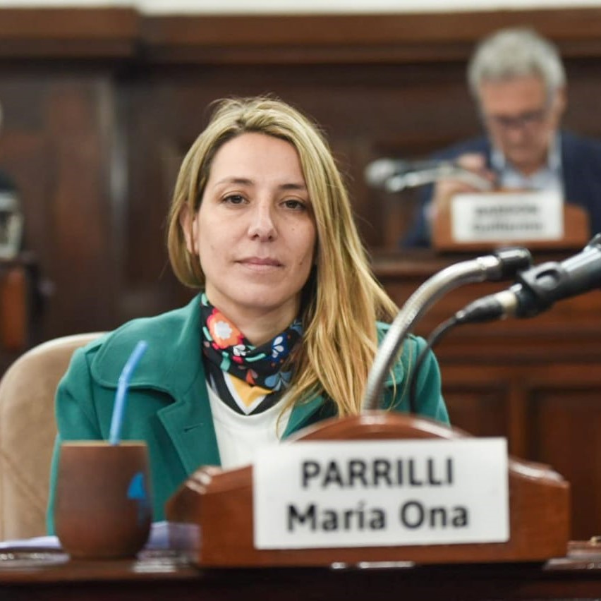 "Pan y Circo, sin mirar lo que le pasa a la gente" la concejal Parrilli opinó de la presentacion de Manuel Adorni