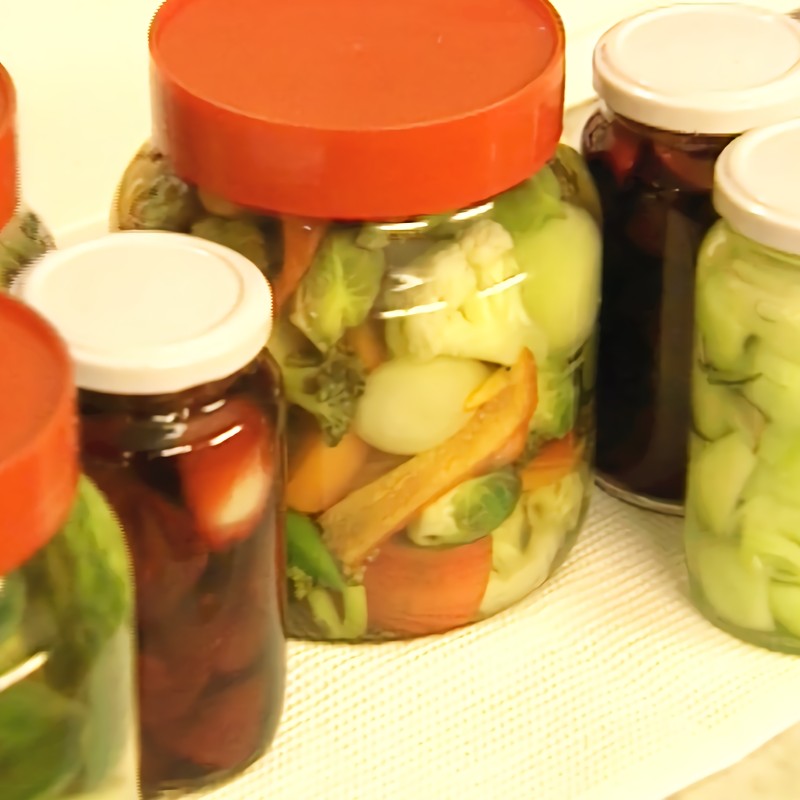 Hicimos pikles caseros y te contamos la receta: La redacción de festejo