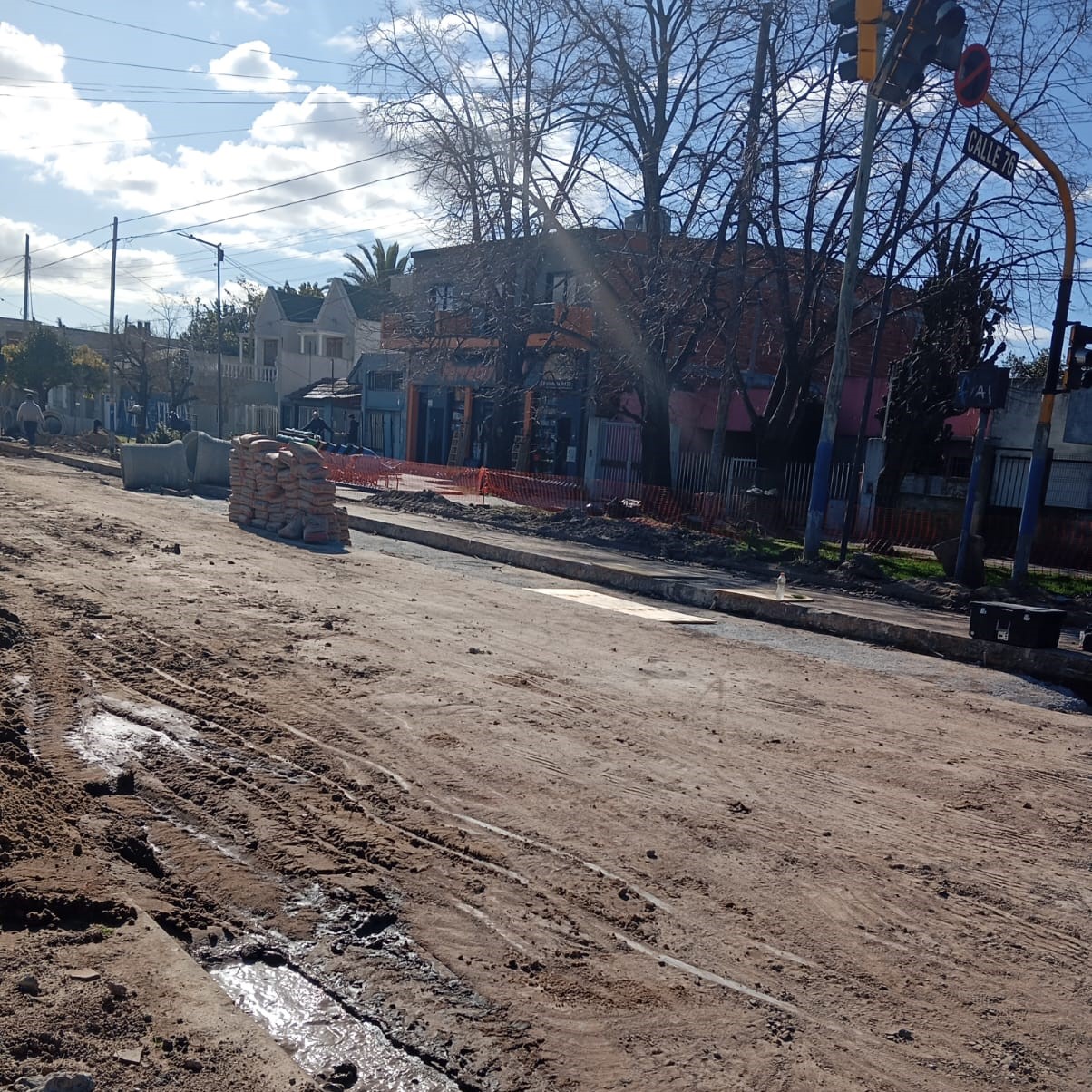 La obra de 120 entre 75 y 76 entró en su última etapa: Están rellenando y pronto se viene la capa asfáltica