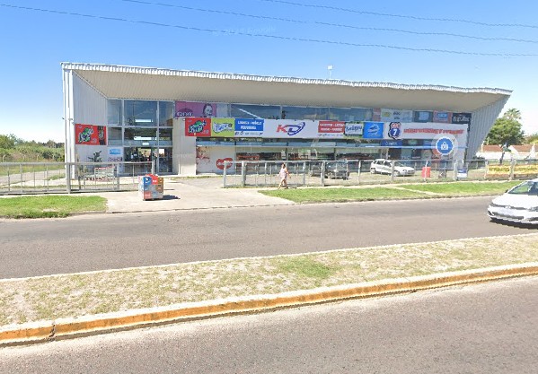 Cerró un importante autoservicio de Villa Elvira