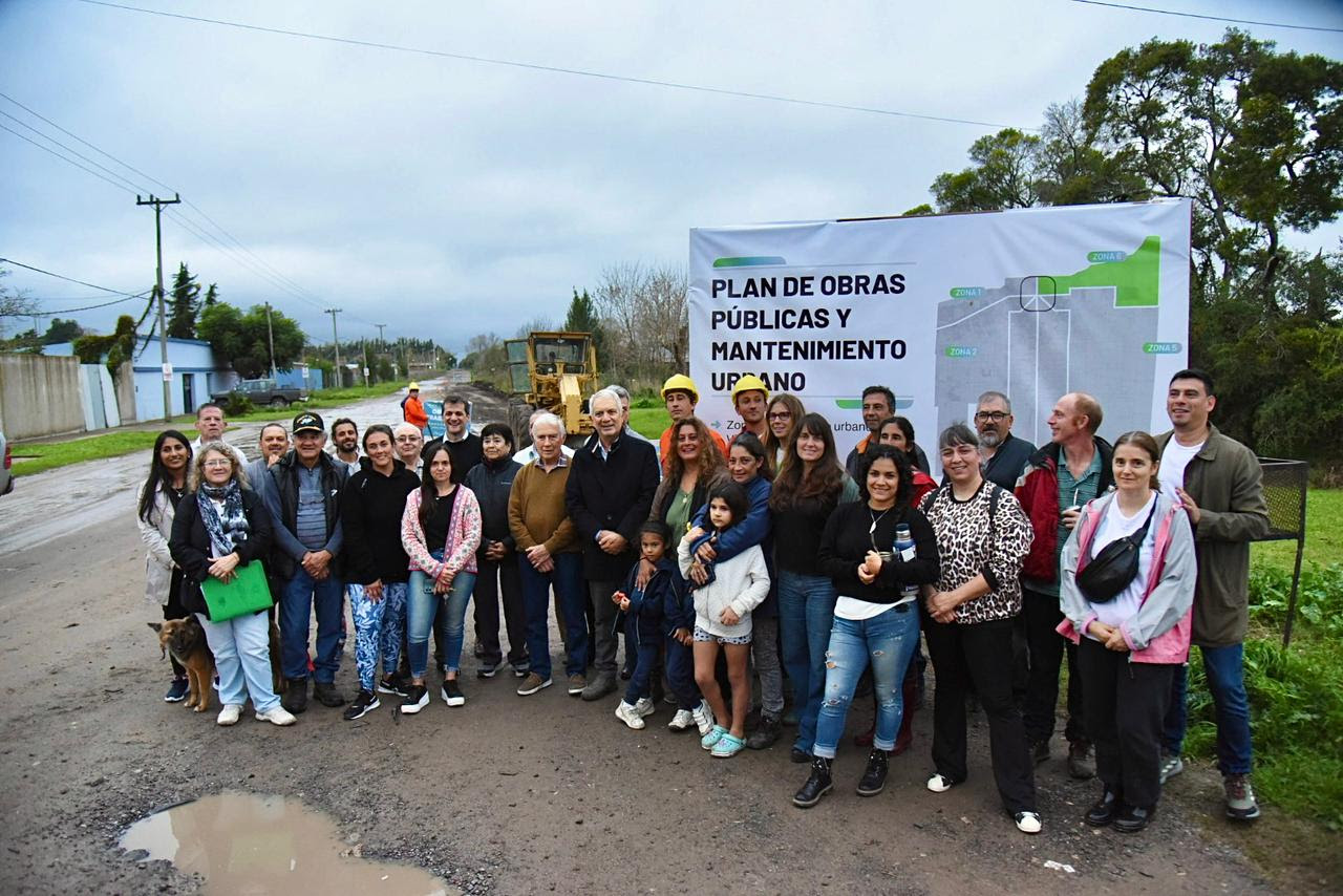 Alak inauguró el Plan de Obras Públicas en Correas
