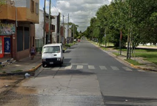 Quejas de vecinos por la falta de limpieza en un populoso barrio local