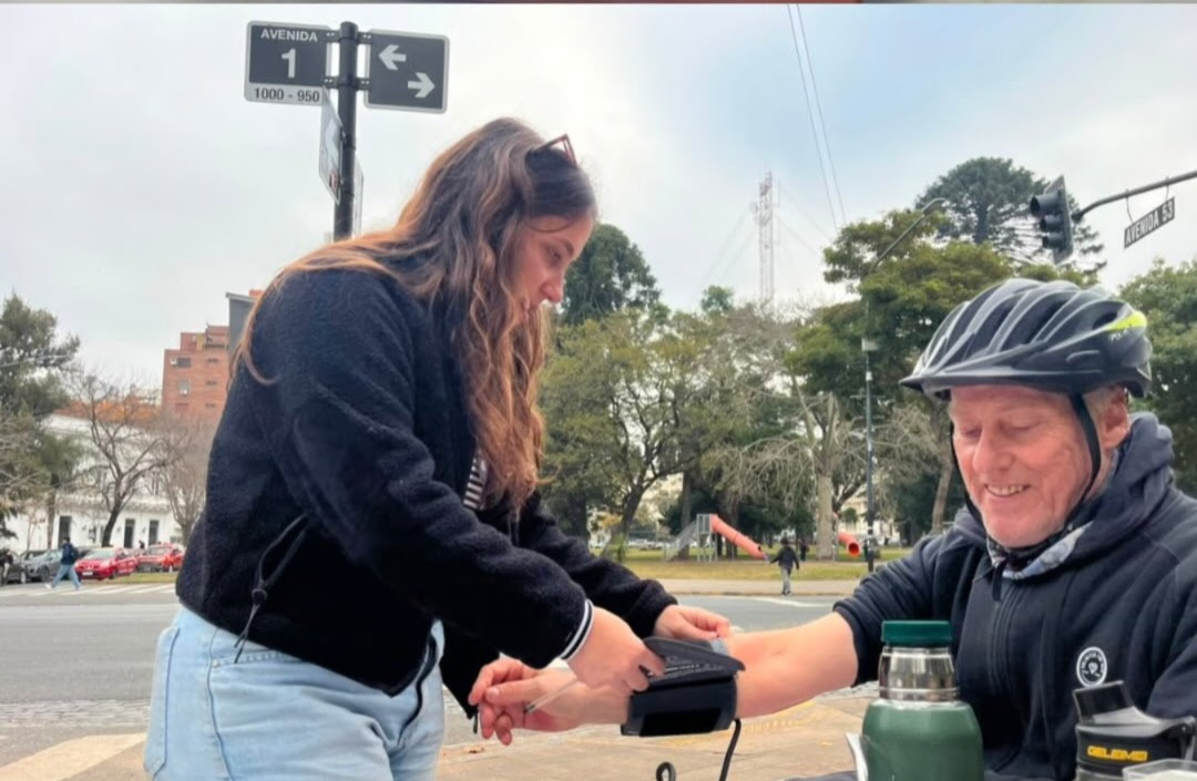 Con fuerte presencia en los barrios, el Municipio concluyó una nueva semana de operativos de salud