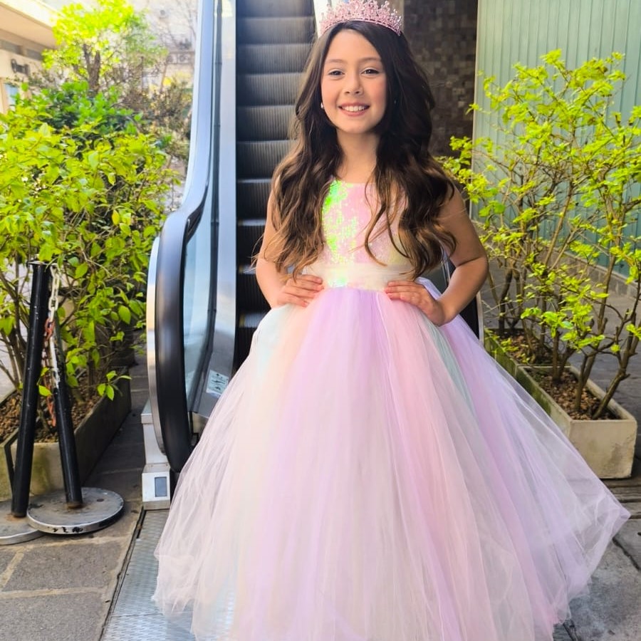 Una niña platense representa a la Provincia en un certamen de Belleza Nacional