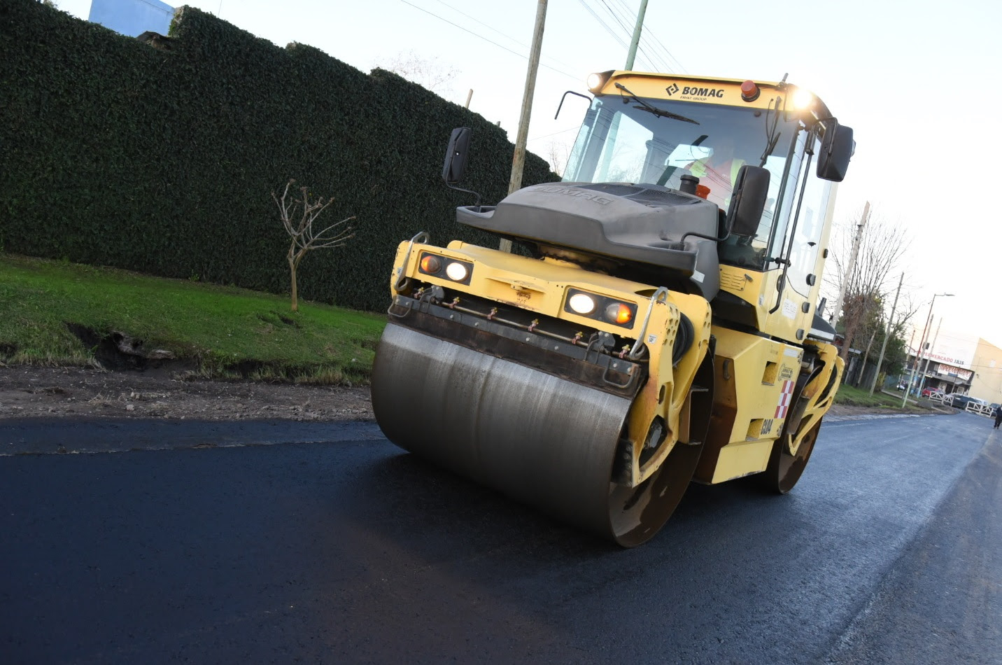 Anuncian cortes por obras: La Municipalidad hará un conducto pluvial en 120 y 75