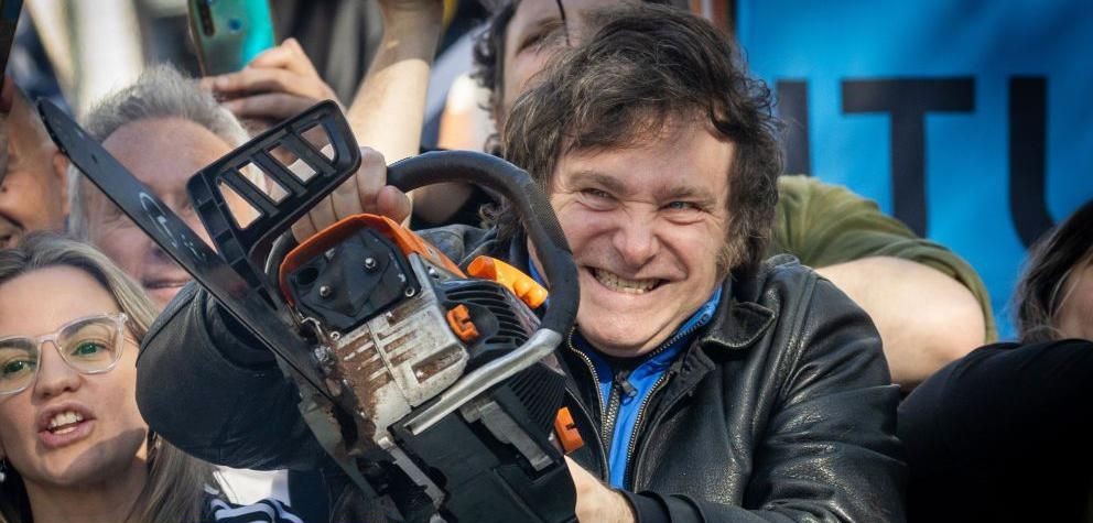 Nuevo palazo a la casta: Sube el transporte, servicios, colectivos, prepagas y peajes