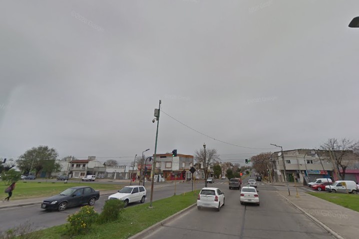 Vecina de avenida 1 entre 72 a 78 pide por mejoras en su barrio