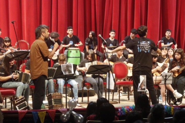 Hermosa actividad programada para el 9 de Julio en La Casita de Los Pibes