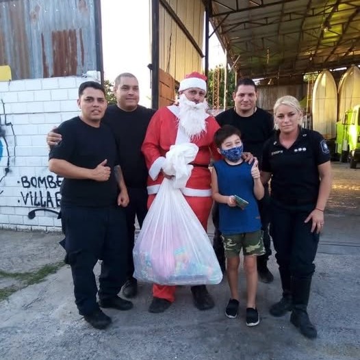 Papá Noel confirmó salida y horario: Aún podes colaborar con golosinas