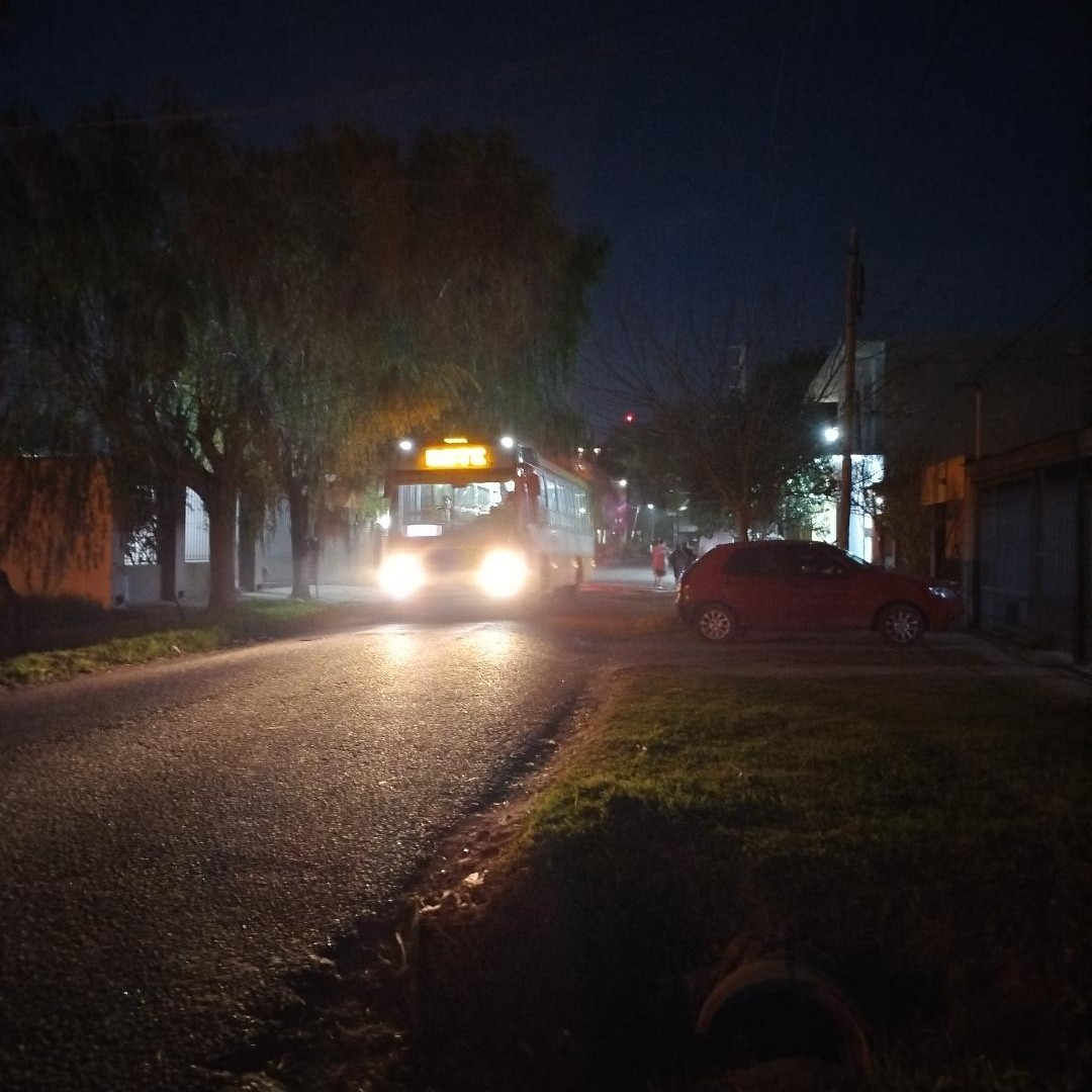 Varias quejas por problemas sobre calle 613 en Aeropuerto