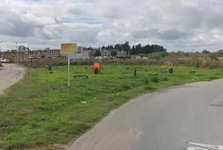 Nuevas quejas por el estado de la Plaza de 1 y 82