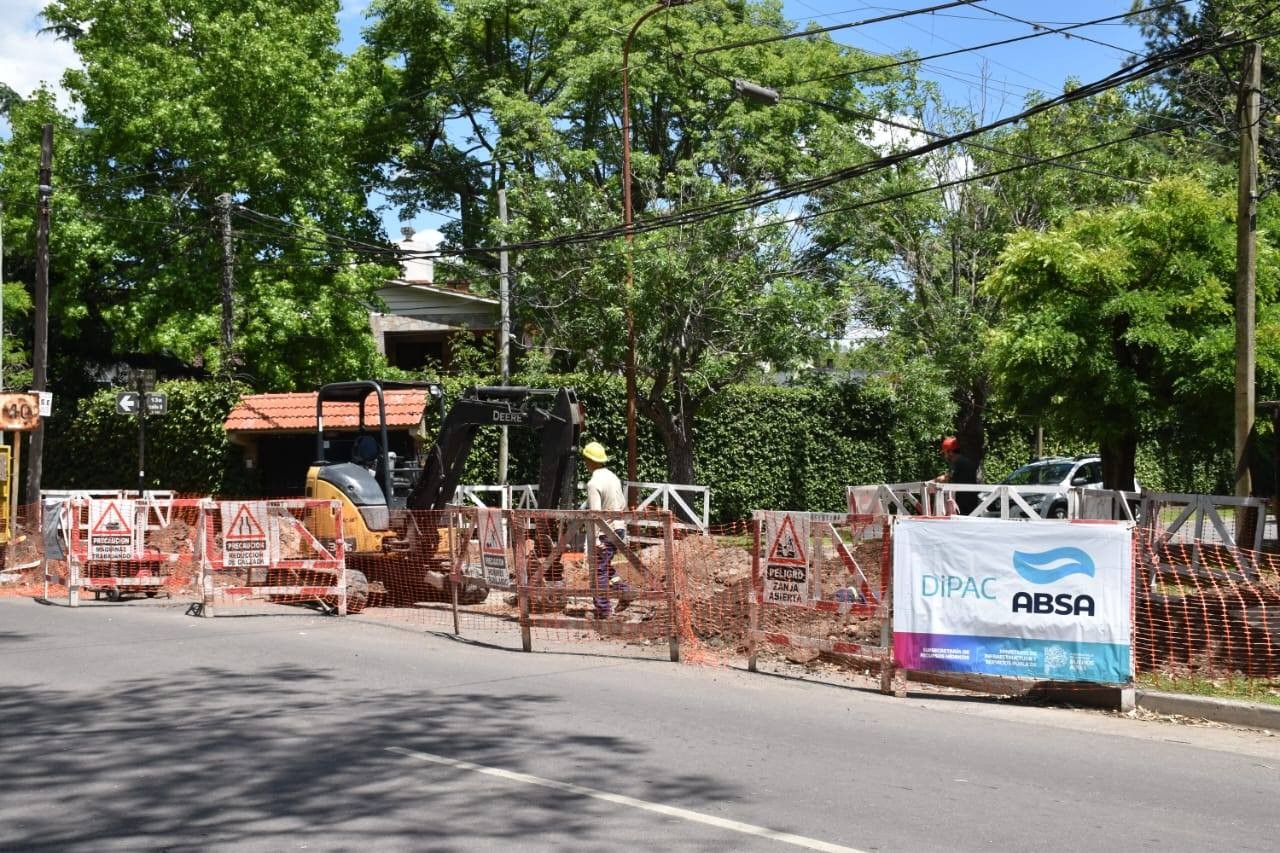 City Bell: Sigue las obras y anuncian más cortes de agua