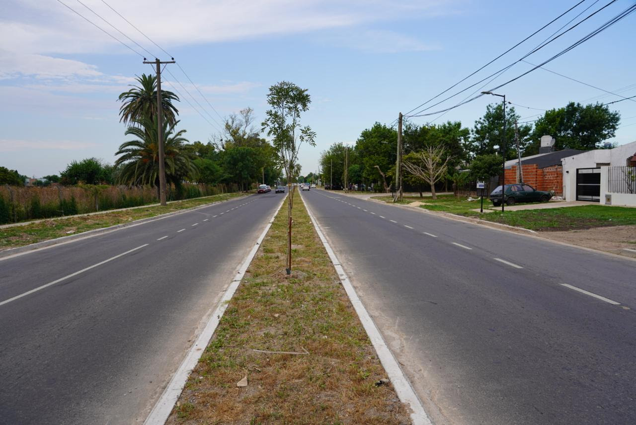 Vecinos de San Carlos denuncian roturas a poco tiempo de la remodelación de la avenida 38