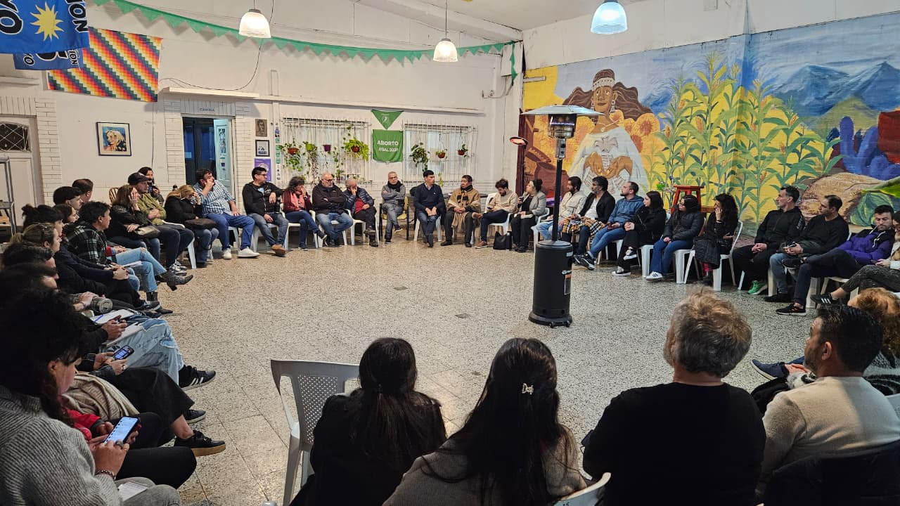 Fuerza Patria La Plata arrancó la campaña con varios puntos de encuentros en toda la ciudad