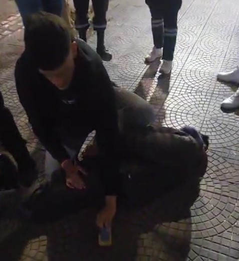 Se regaló: Un ladrón se quiso llevar una moto en la puerta del Ministerio de Seguridad