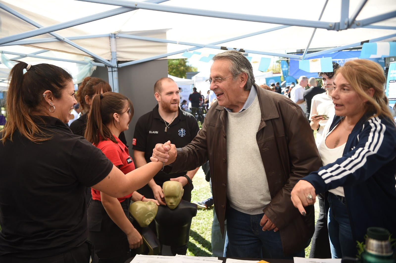 La comunidad de Romero accedió a servicios esenciales en otra edición de "Nos vemos en el barrio"