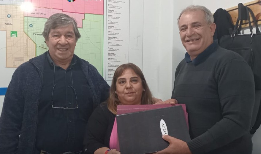 El Club Provincia después de dos años pudo regularizar su situación con Juridicas: Recibieron los libros institucionales