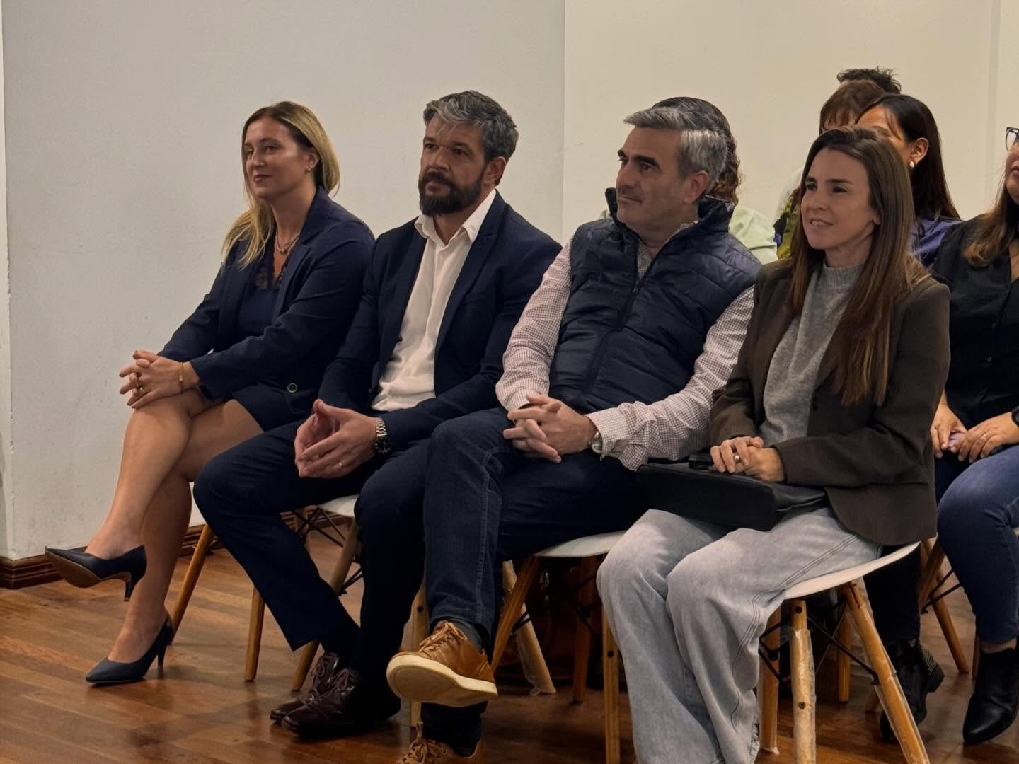 Concejal de LLA participó de jornada destinada a evitar fraudes telefónicos