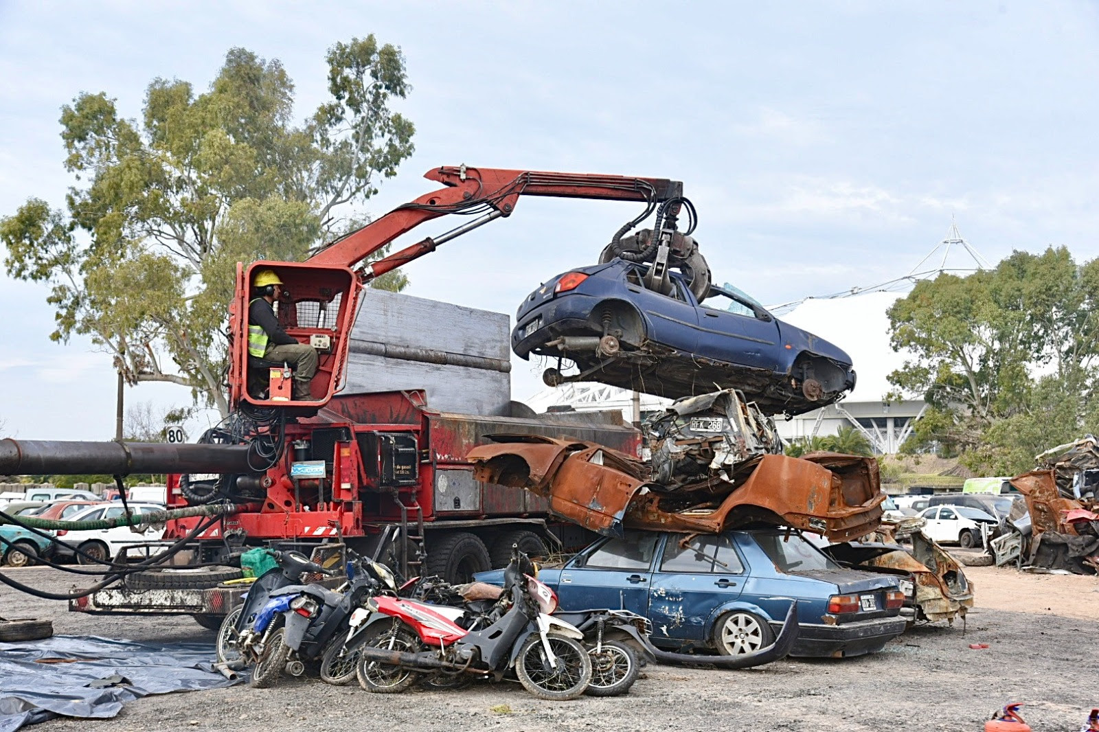 La ruta 19 vuelve ser objeto de reclamos por los autos abandonados