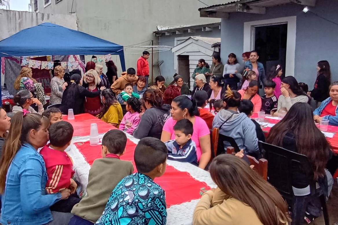 Festejos por el Día de la Madre en Altos de San Lorenzo