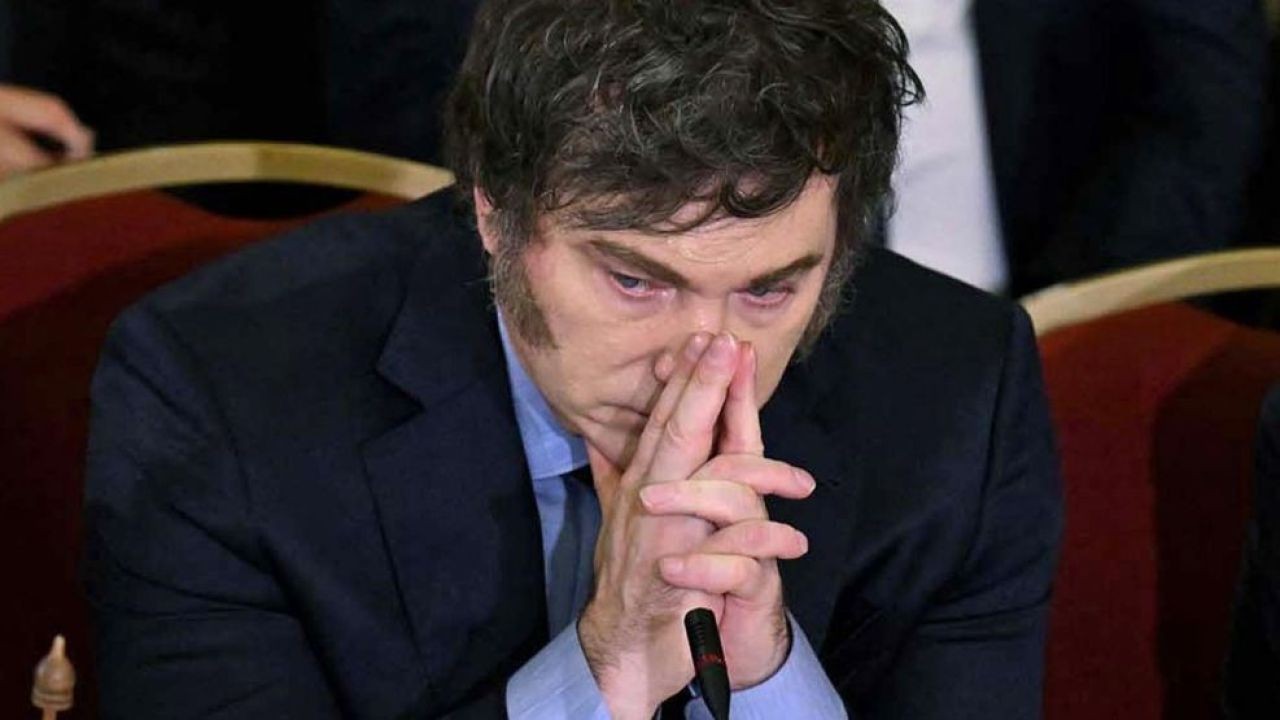 El Gobierno nacional busca frenar un paro de colectivos y convocó a las empresas