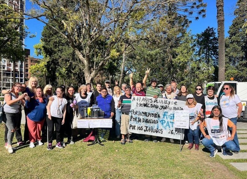 Festejan un año los adultos mayores del PJ platense