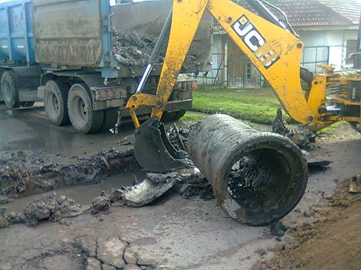 Frentistas de Gonnet estuvieron sin agua largas horas por la rotura de un caño