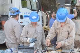 Faltará agua en un sector de Villa Elvira por trabajos de ABSA