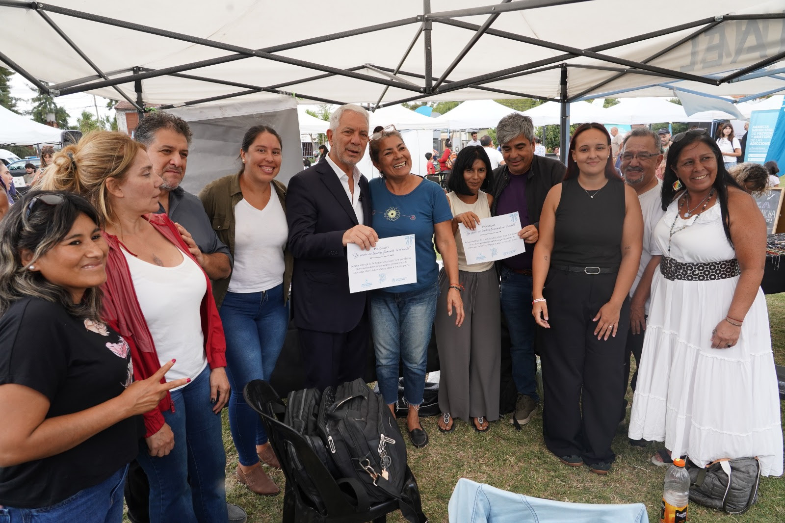 Villa Elvira recibió una jornada con trámites, vacunación, asesoramiento y mejoras