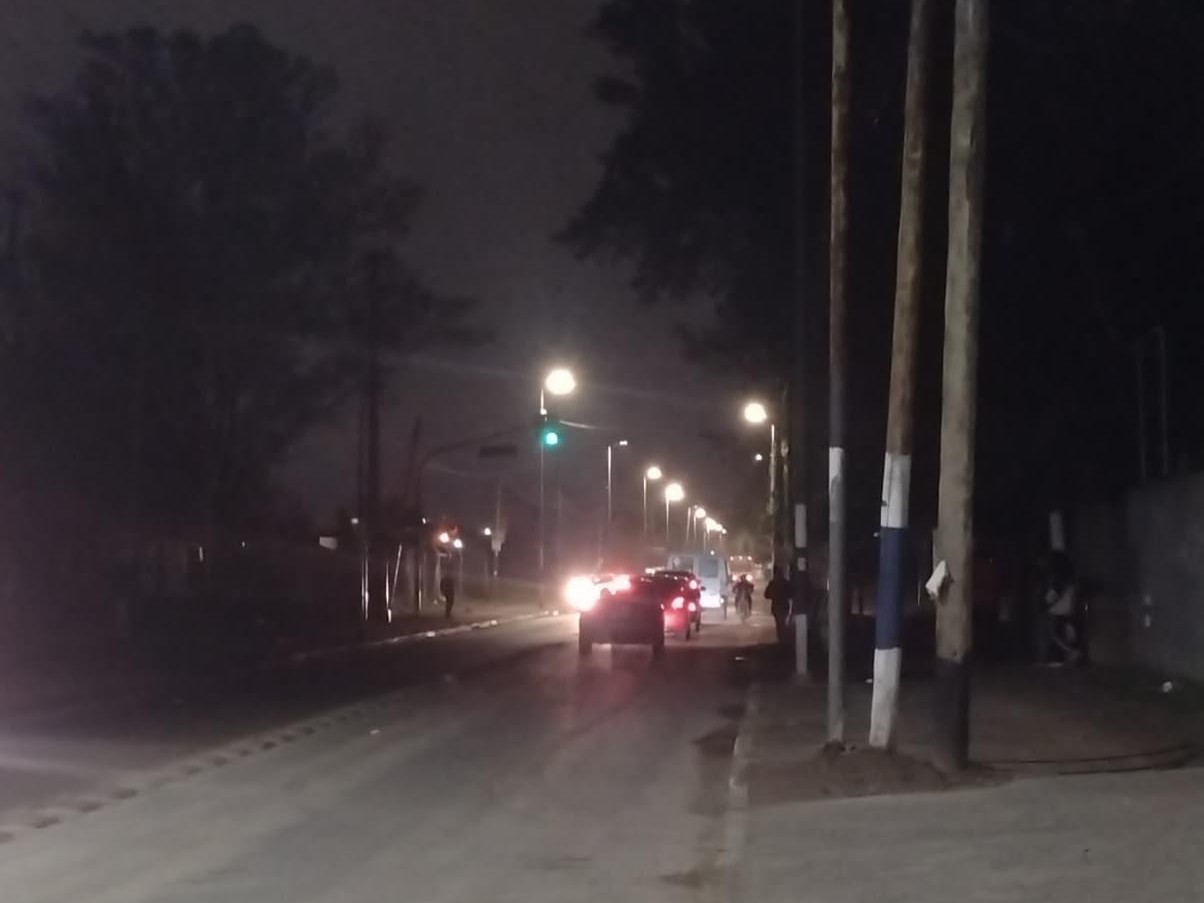 Reclamo por la iluminación en un tramo de Avenida 7