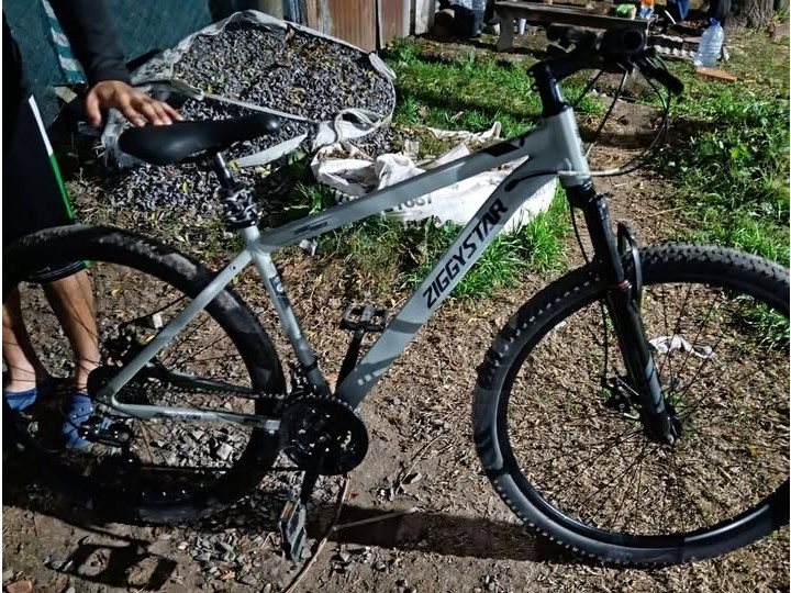 Fue a comprar y le robaron la bicicleta en Altos de San Lorenzo