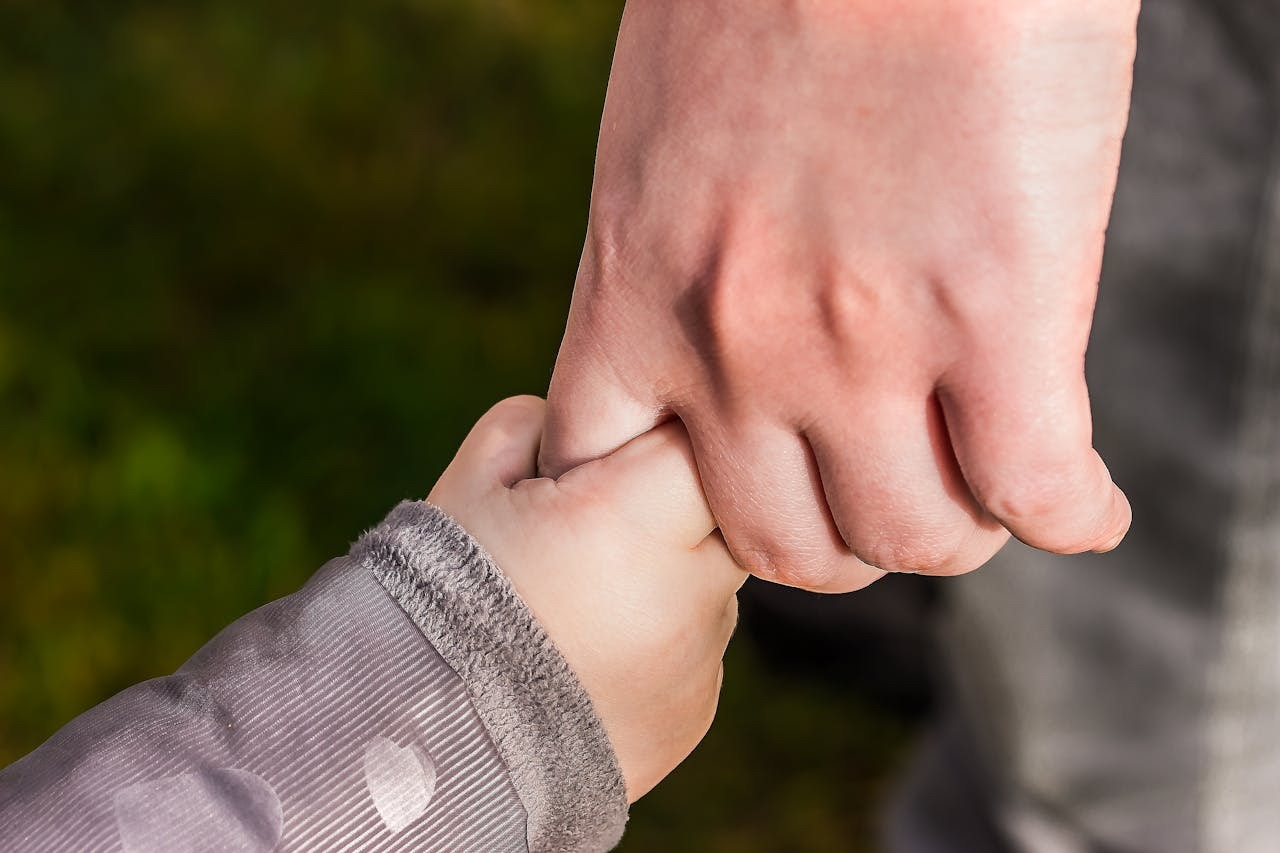 Convocan a familias platenses a brindar cuidado temporal a niños en situación de vulnerabilidad