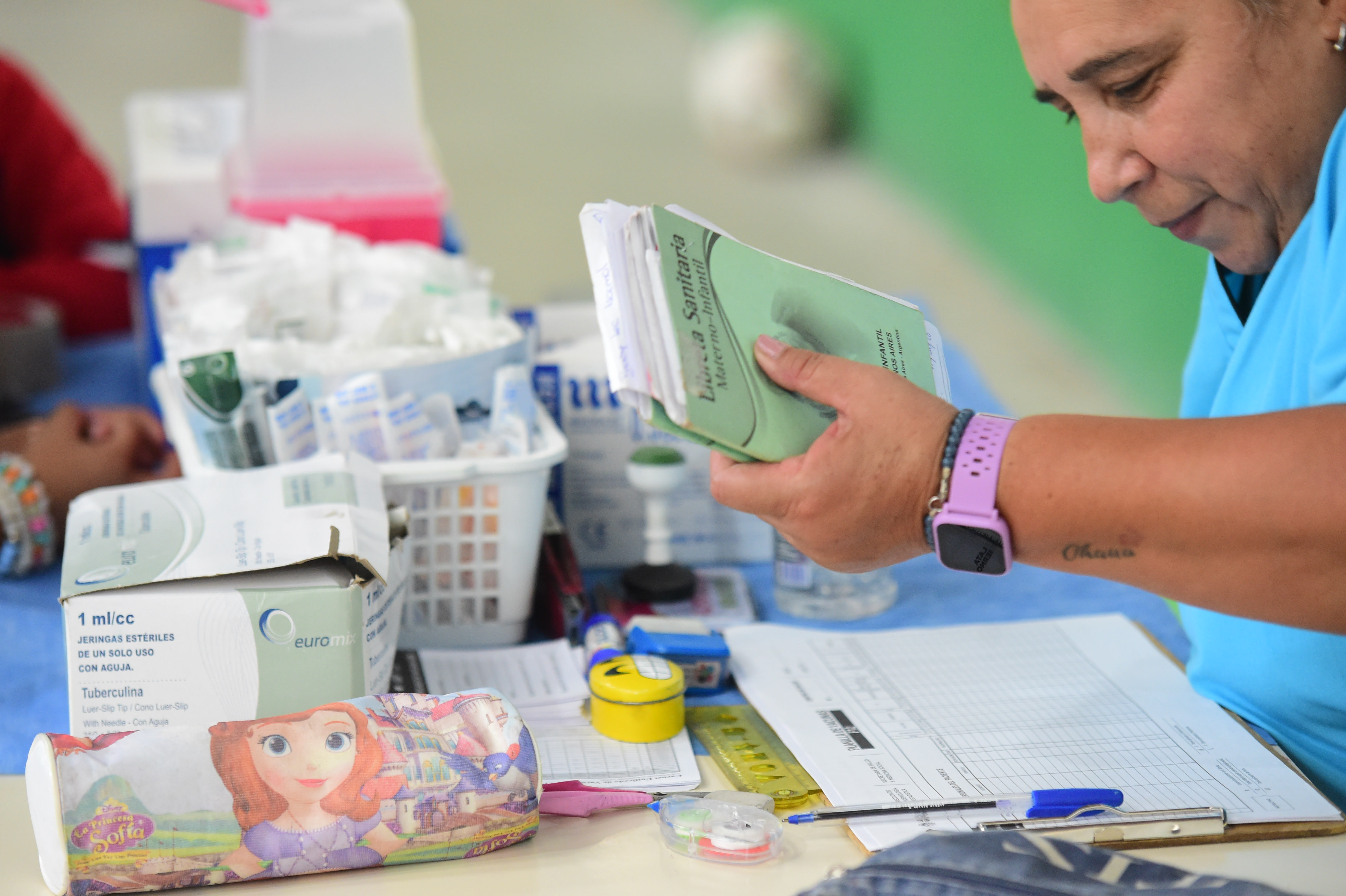 Se extienden la campaña contra el sarampión y las jornadas de salud en los barrios platenses