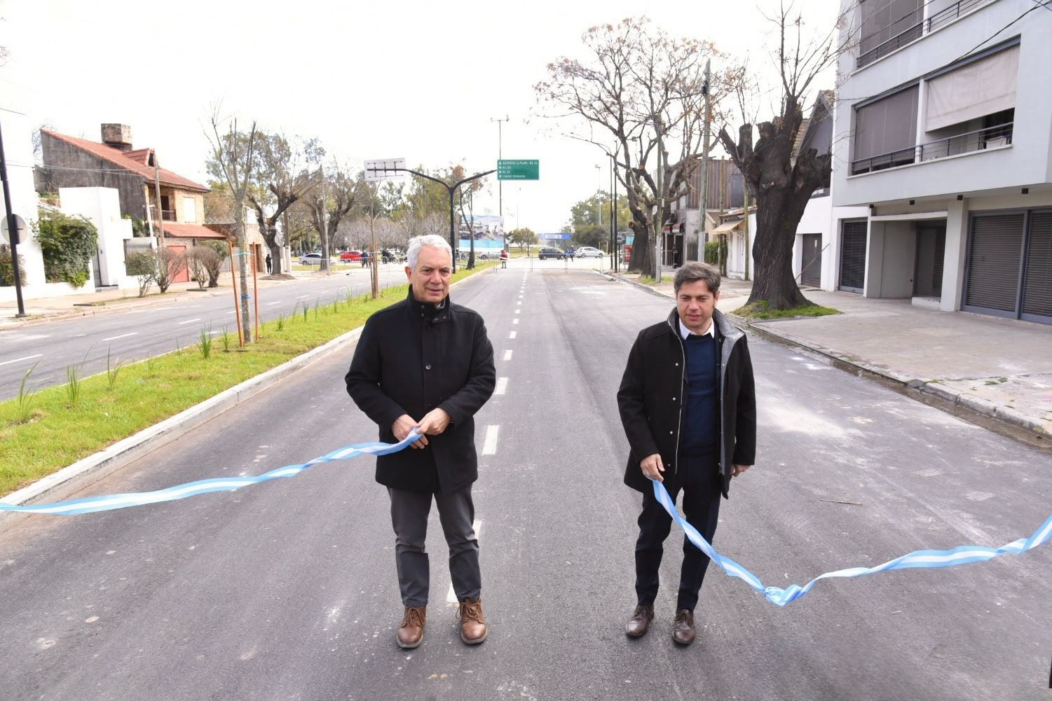 Alak y Kicillof inauguraron el ensanche y pavimentación en un acceso clave a La Plata